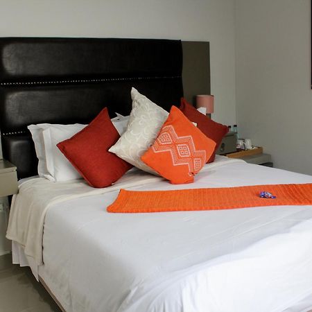 Elizabeth House Hotel Hermanus Bagian luar foto