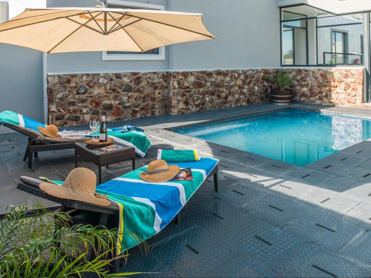Elizabeth House Hotel Hermanus Bagian luar foto