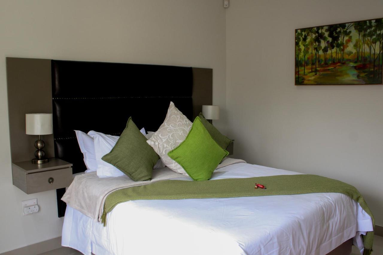 Elizabeth House Hotel Hermanus Bagian luar foto