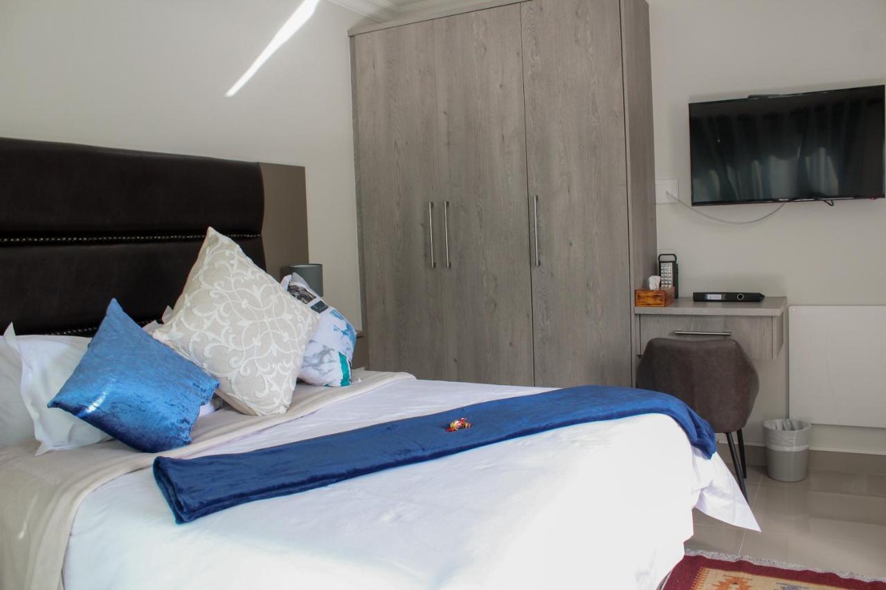 Elizabeth House Hotel Hermanus Bagian luar foto
