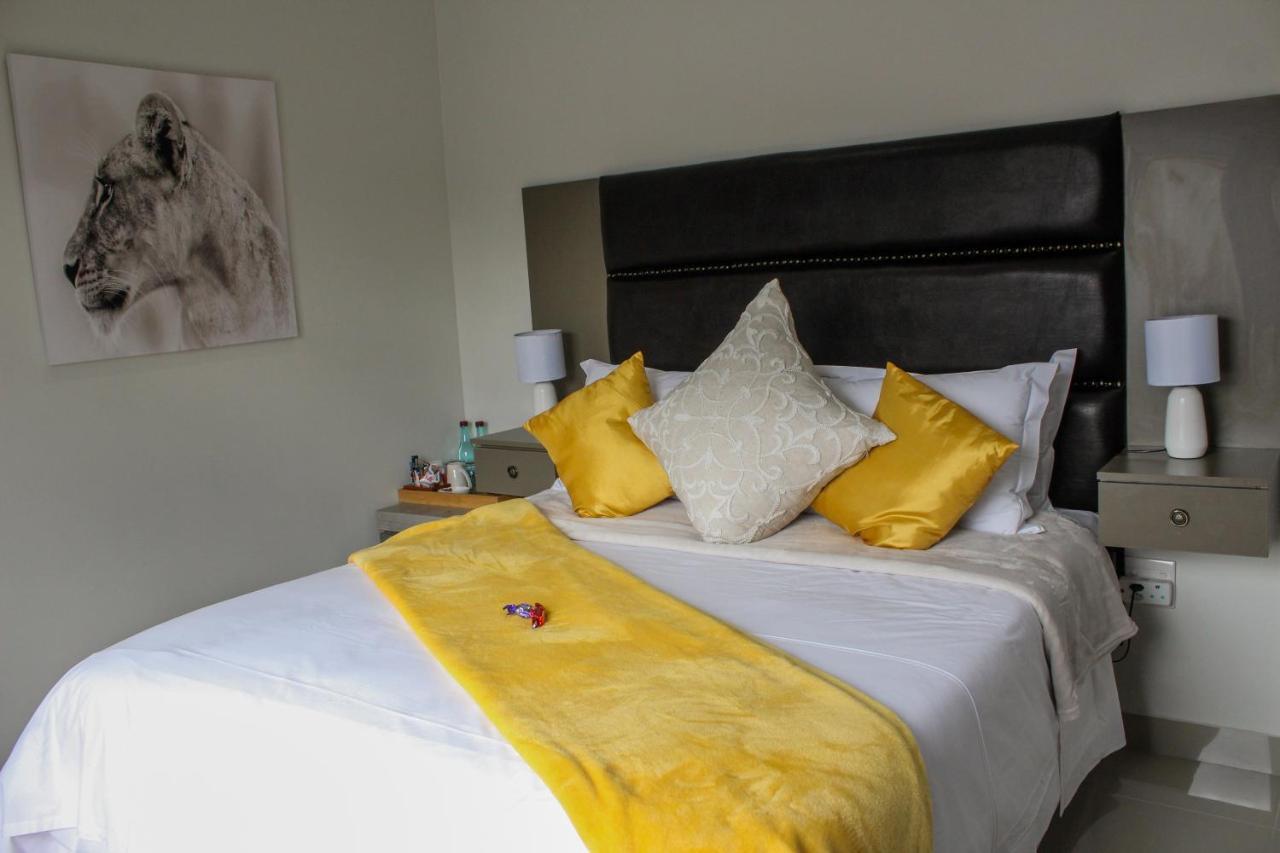 Elizabeth House Hotel Hermanus Bagian luar foto