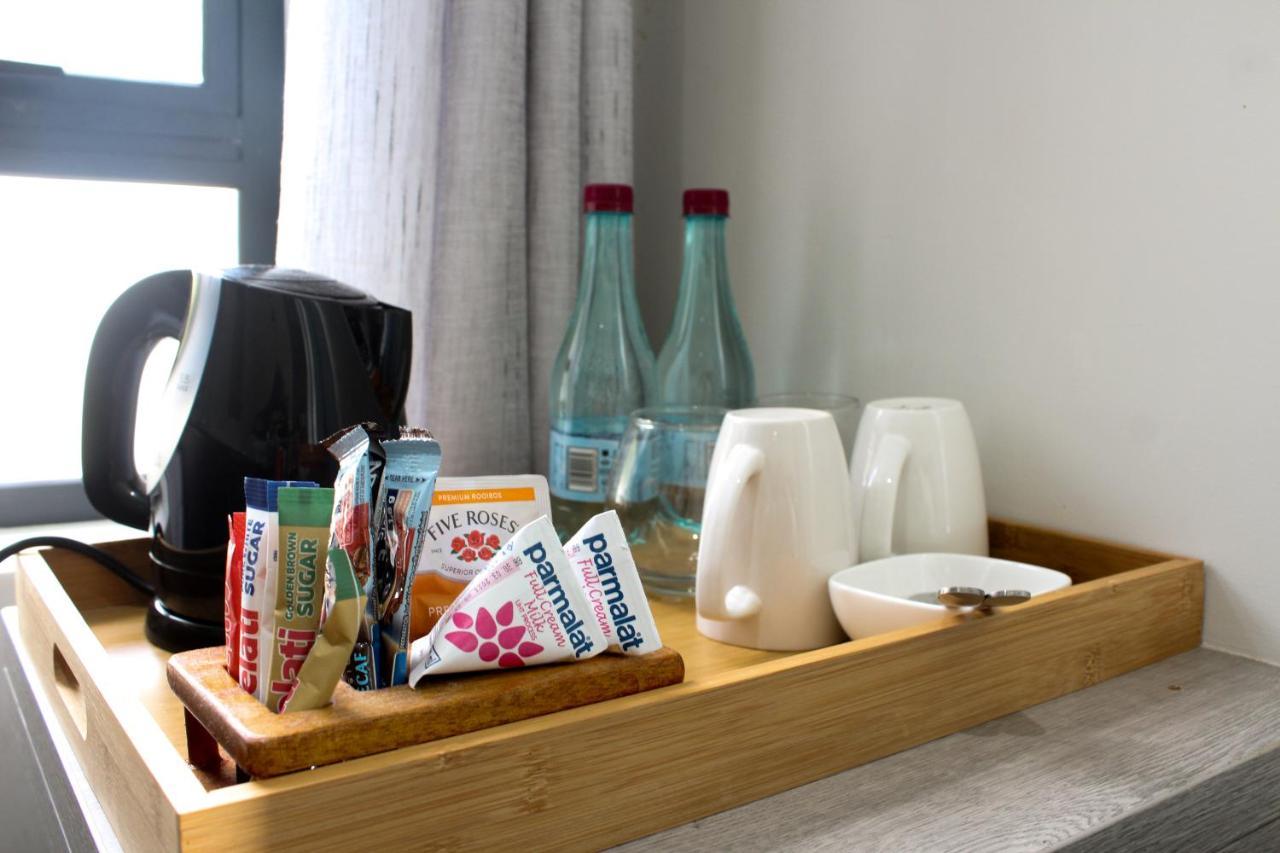 Elizabeth House Hotel Hermanus Bagian luar foto